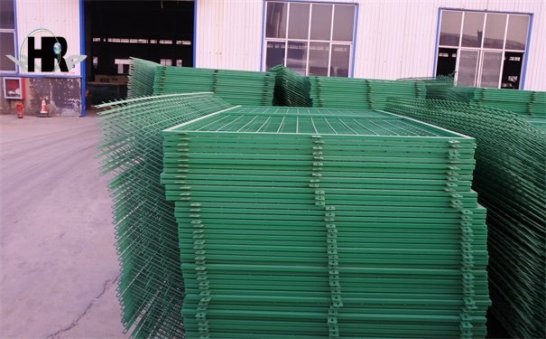 體育場圍網 體育場圍網