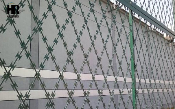 刀片刺繩網(wǎng)