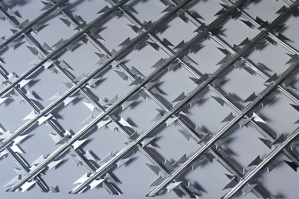 刀片護欄網(wǎng) 刀片護欄網(wǎng)