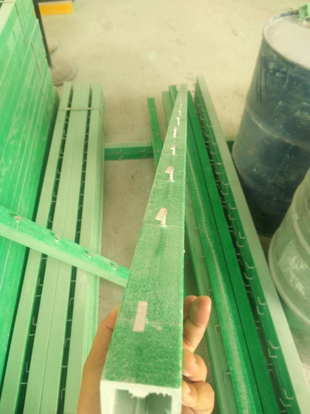 玻璃鋼立柱 玻璃鋼立柱